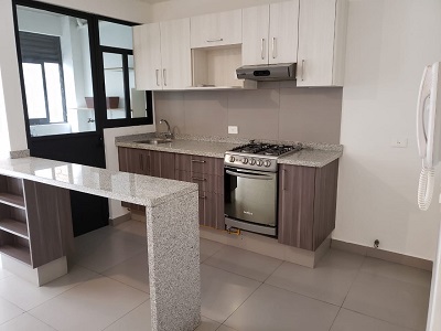 Suri Bienes Raíces - Departamento en venta la colonia Del Valle de 79 metros, super ubicado, muy cuidado, edad cinco años