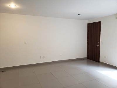 Suri Bienes Raíces - Departamento en venta la colonia Del Valle de 79 metros, super ubicado, muy cuidado, edad cinco años