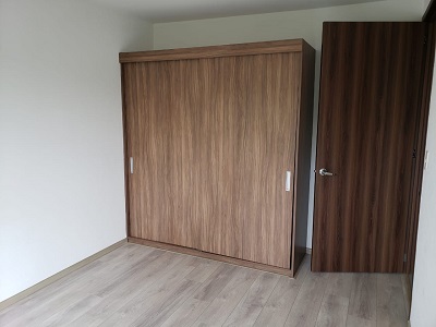 Suri Bienes Raíces - Departamento en venta la colonia Del Valle de 79 metros, super ubicado, muy cuidado, edad cinco años