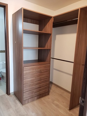 Suri Bienes Raíces - Departamento en venta la colonia Del Valle de 79 metros, super ubicado, muy cuidado, edad cinco años